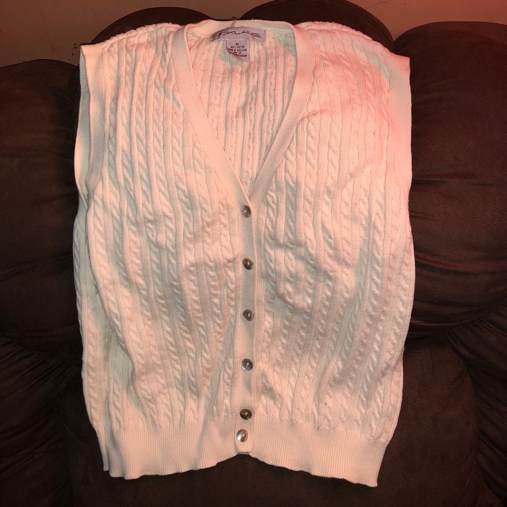 Nicklaus cream colored button up cardigan vest